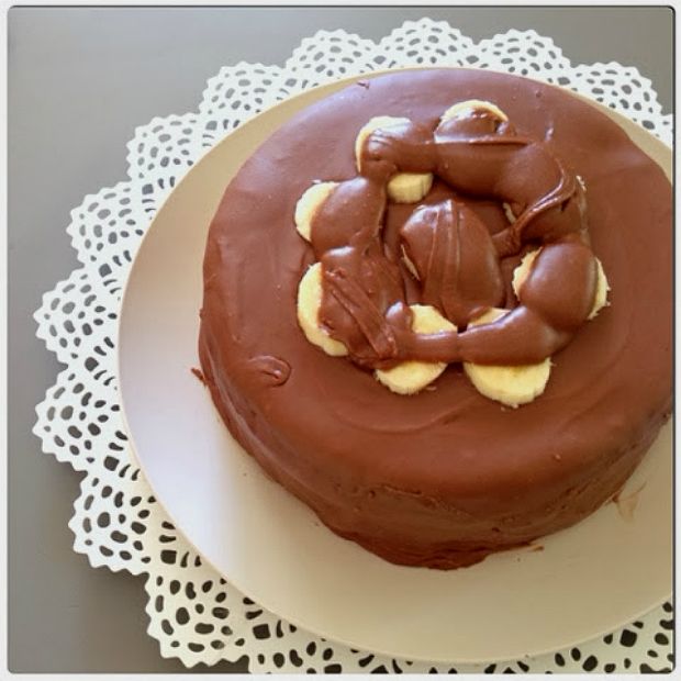 Τούρτα μπανάνα-σοκολάτα με πλούσιο γλάσο