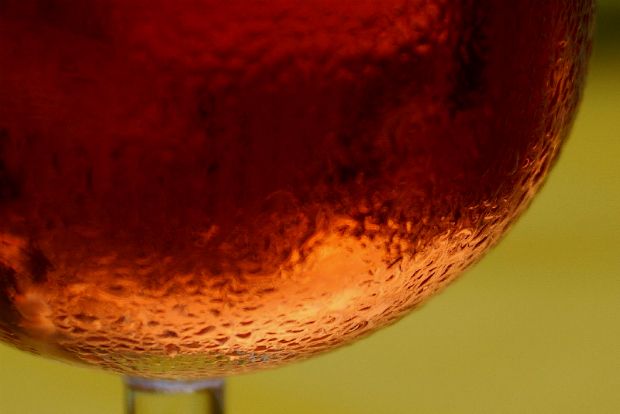 Τραγουδώντας «Oh, summer wine»