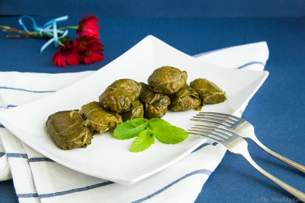 Τυλίγουμε ντολμαδάκια: με πλιγούρι και κύμινο