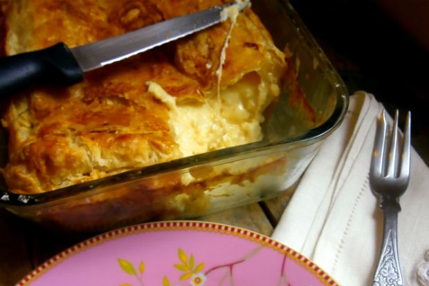 Τυρόπιτα αφράτη με ένα, δύο, τρία τυριά