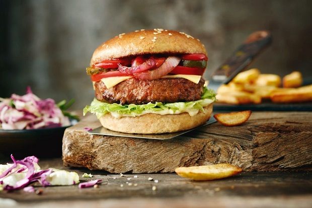 «Vegan χασάπης»: Κρέας; Βεβαίως αλλά φυτικό!