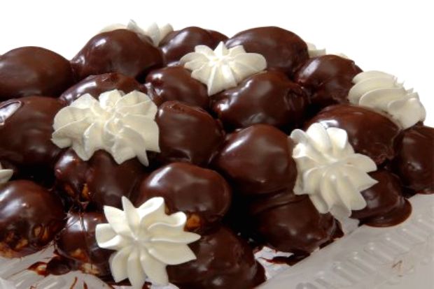 Βέροια: Οι ευεργέτες με τα προφιτερόλ