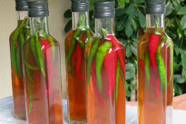 Ξίδι αρωματισμένο με καυτερές πιπεριές