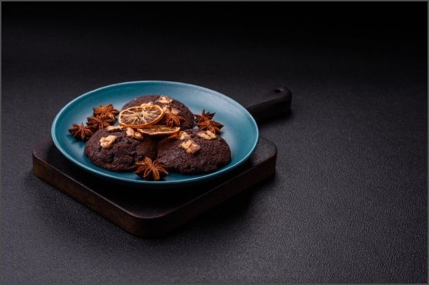 Μπισκότα με κακάο και καρύδι χωρίς ζάχαρη